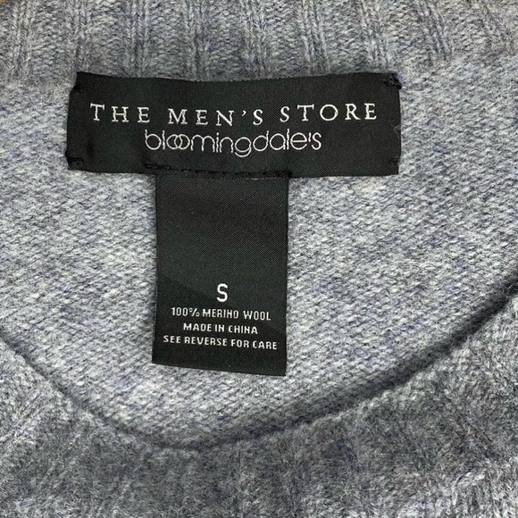 The Men's Store at Bloomingdale's Merino Wool Striped Sleeve Sweater size Small - Picture 5 of 7